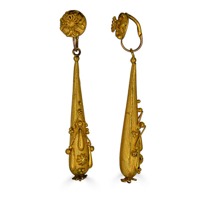 Georgian Pinchbeck Day to Night Torpedo EarringsExpertly crafted from fine pinchbeck, these exquisite earrings feature a versatile design that effortlessly transitions from day to night. The torpedo shape adds a touch of sophistication, while the intricat