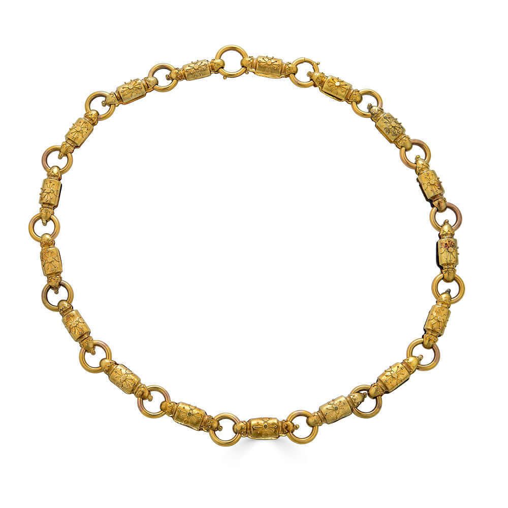 Etruscan Revival Chain Necklacecrafted from luxurious 15k-18k bloomed gold. Dating back to 1850-60, this piece embodies the elegance and intricate craftsmanship of the Etruscan Revival style. The necklace features finely detailed links that showcase the e