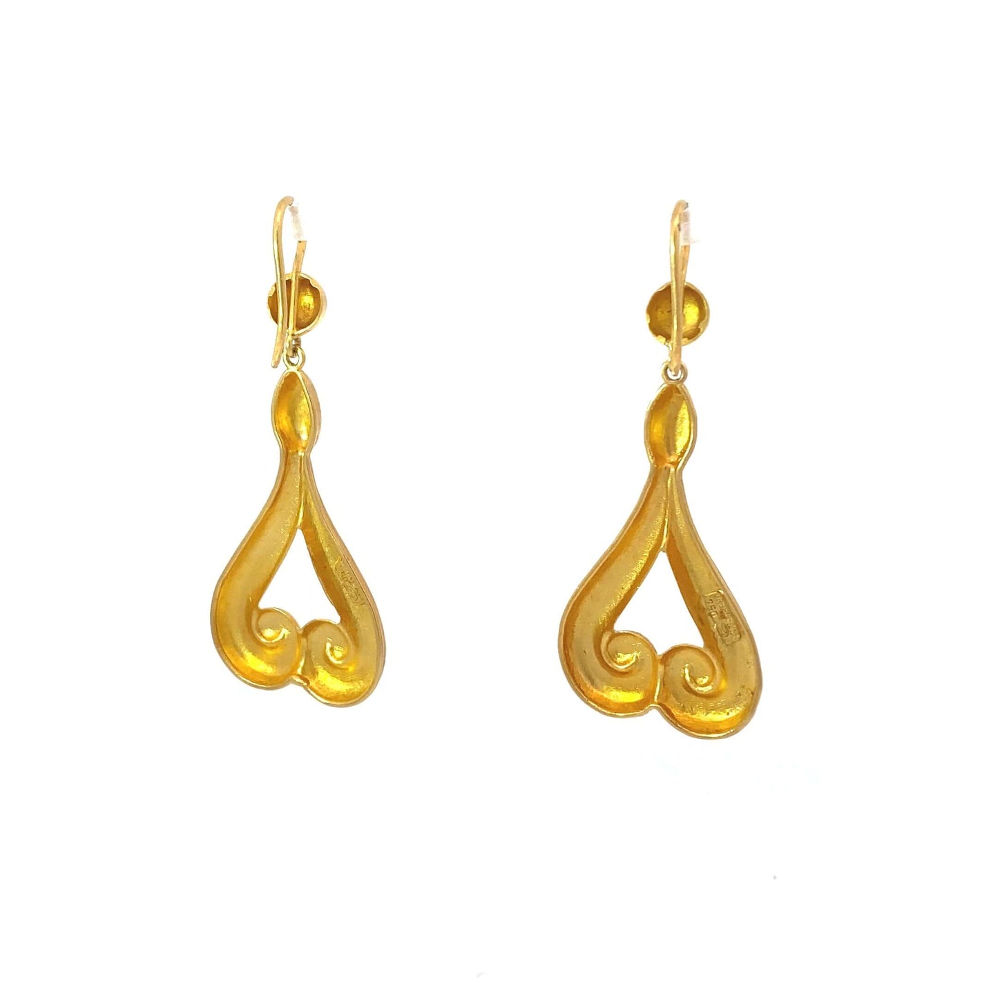 LALAOUNIS 18K Gold Earrings - Ancient Elegance RebornElevate any look with LALAOUNIS 18K Gold Earrings! Experience timeless Greek design, rich gold hues & a flattering shape for daily sophistication.LALOUNIS 18k GOLD EARRINGSIconic Greek imagery dangle ea