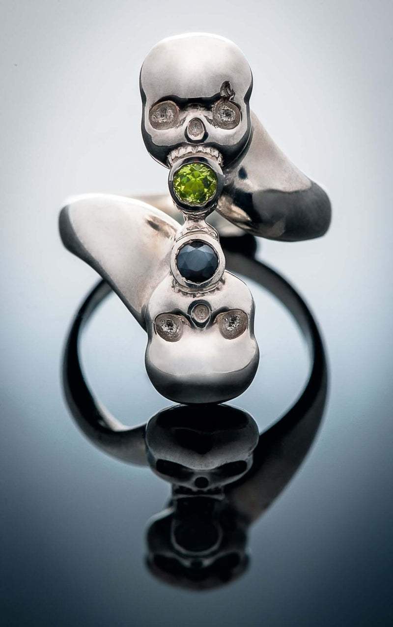 Rings Toi Et Mort Ring A new take on a skull ring inspired by antique french toi et moi (you and me) rings. Each stone is customizable and represents one of two lovers. Perfect for daily wear and can be made in solid gold as a gorgeous alternative to a we