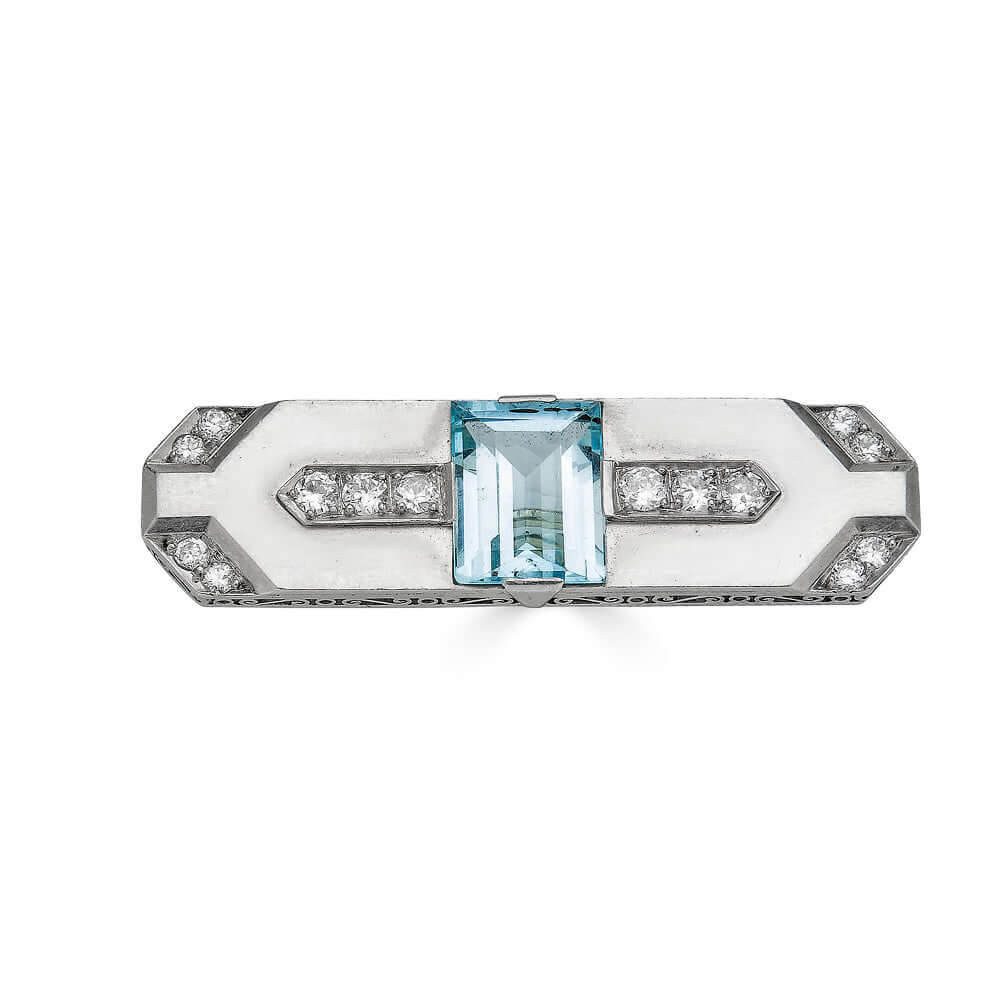 Vintage Retro Aquamarine and Diamond Platinum BroochAn extravagant and lovely retro brooch expertly crafted in solid platinum with a gorgeous central aquamarine and diamond accents. It has an amazing weight to it and the aquamarine is beautifully faceted.